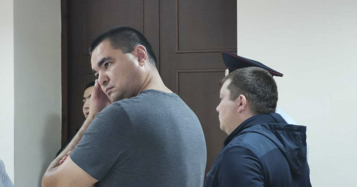 Полицейские, пытавшие током двоих оренбуржцев, приговорены к реальным срокам